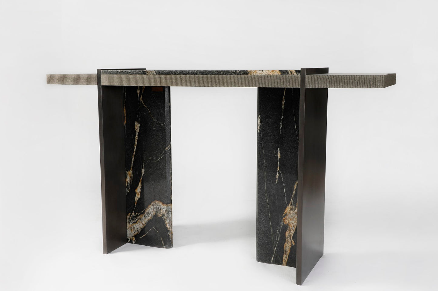 LYRA CONSOLE