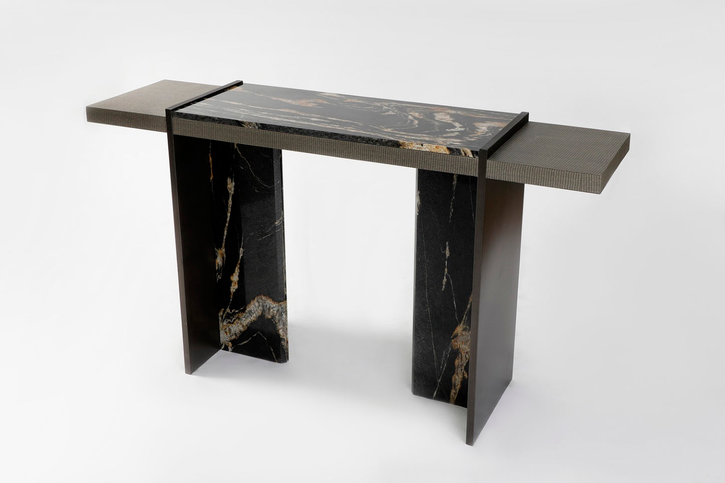 LYRA CONSOLE